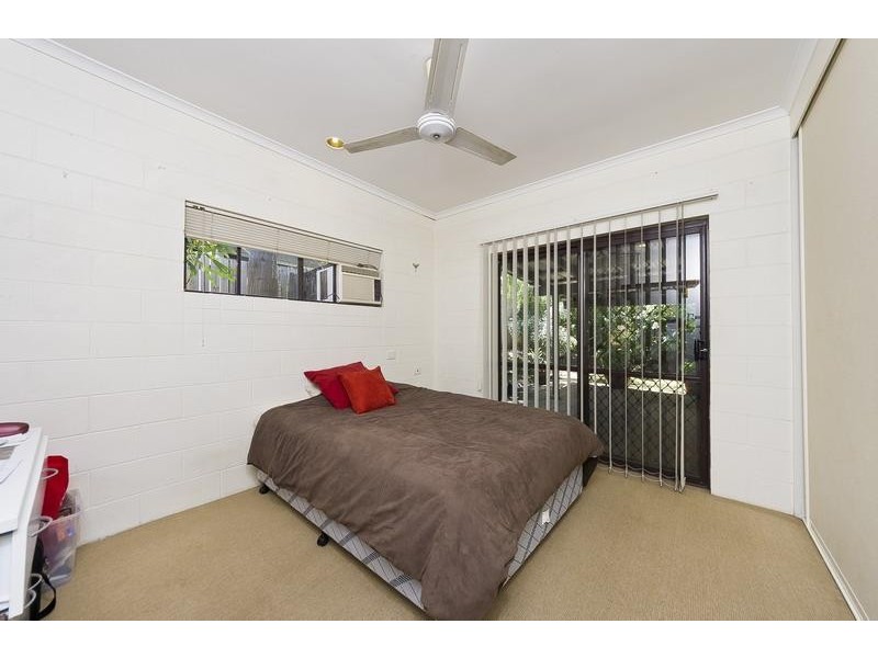 4 Fraser Close, Kanimbla QLD 4870