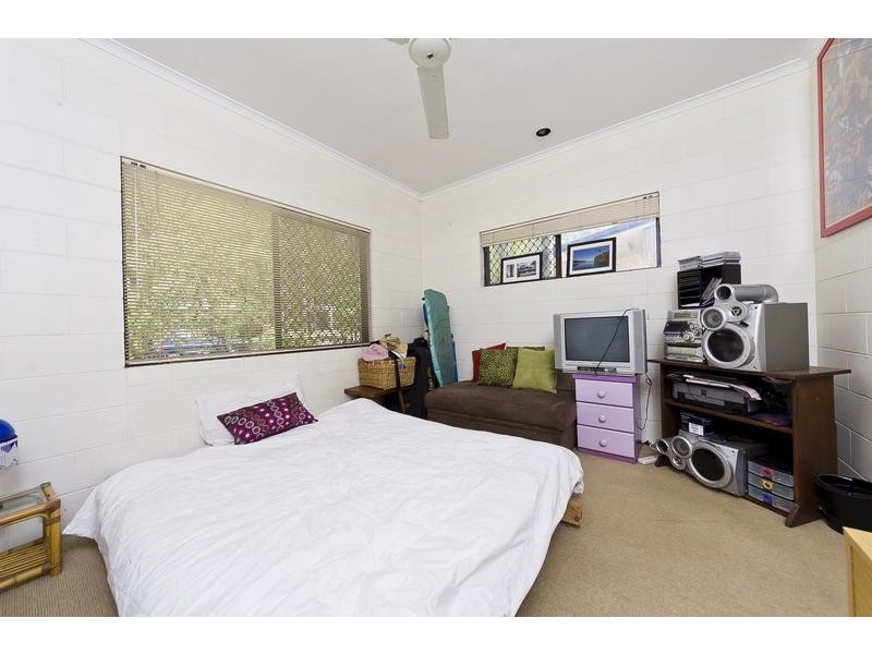 4 Fraser Close, Kanimbla QLD 4870