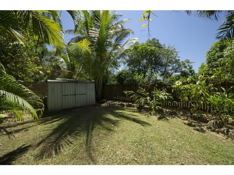 4 Fraser Close, Kanimbla QLD 4870