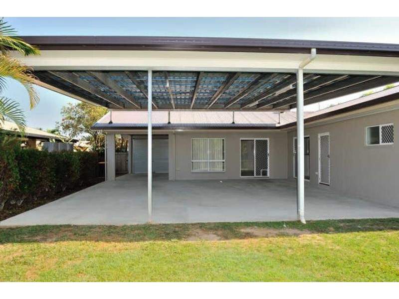 8 Peate Close, Edmonton QLD 4869