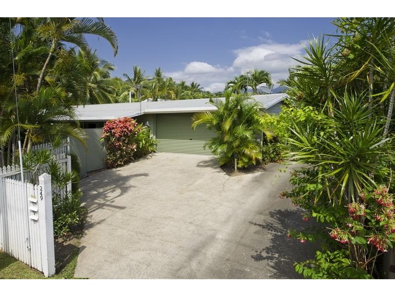 1/249 Pease Street, Edge Hill QLD 4870