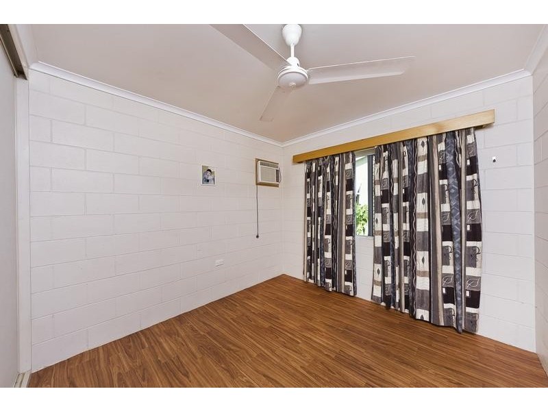 1/249 Pease Street, Edge Hill QLD 4870