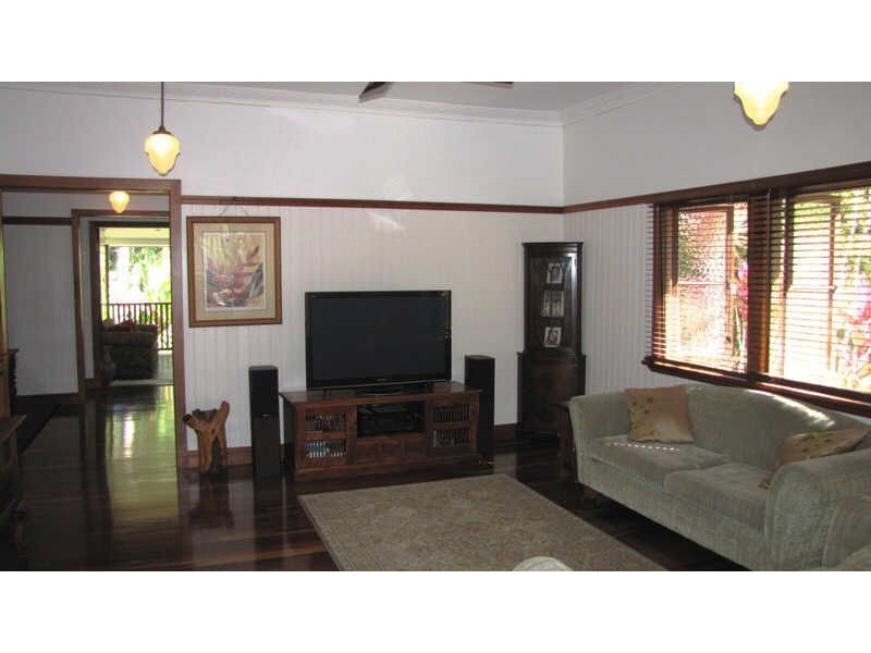 13 Diehm St, Aeroglen QLD 4870