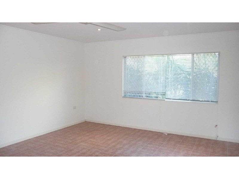 2/7 Blantyre Close, Manoora QLD 4870