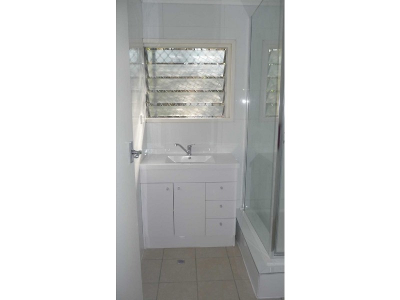 2/7 Blantyre Close, Manoora QLD 4870