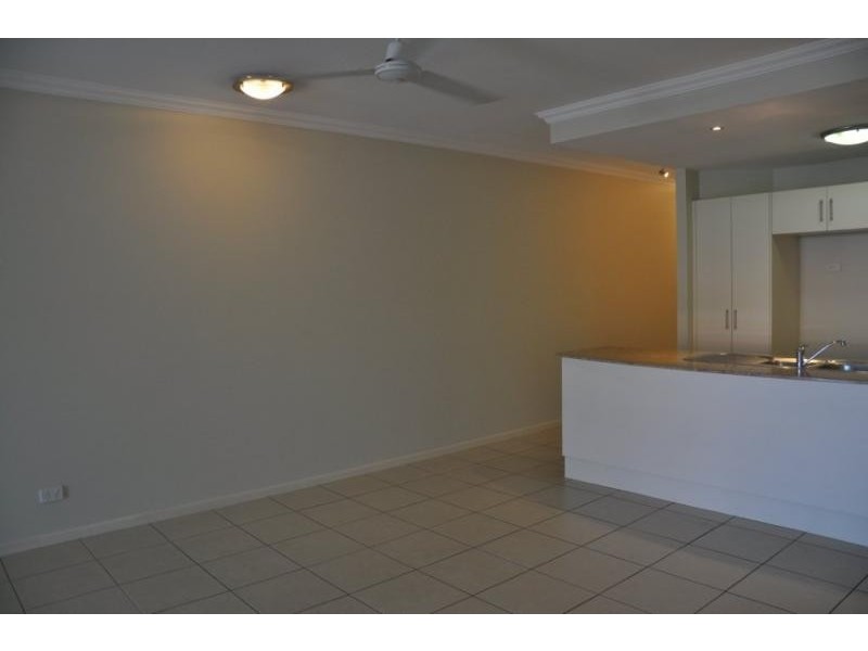 4/16-18 Smith Street, North Cairns QLD 4870