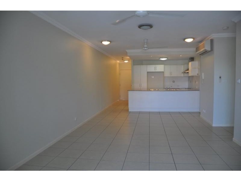 4/16-18 Smith Street, North Cairns QLD 4870