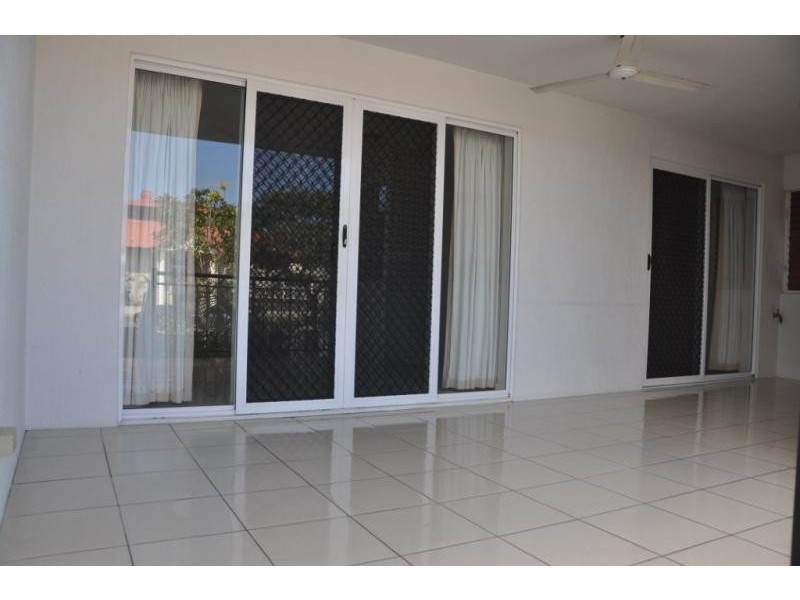 4/16-18 Smith Street, North Cairns QLD 4870