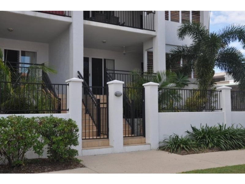 4/16-18 Smith Street, North Cairns QLD 4870