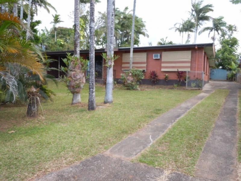 3 Arrunga Close, Woree QLD 4868