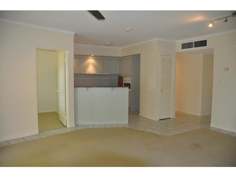 4/25-27 Digger Street, Cairns QLD 4870