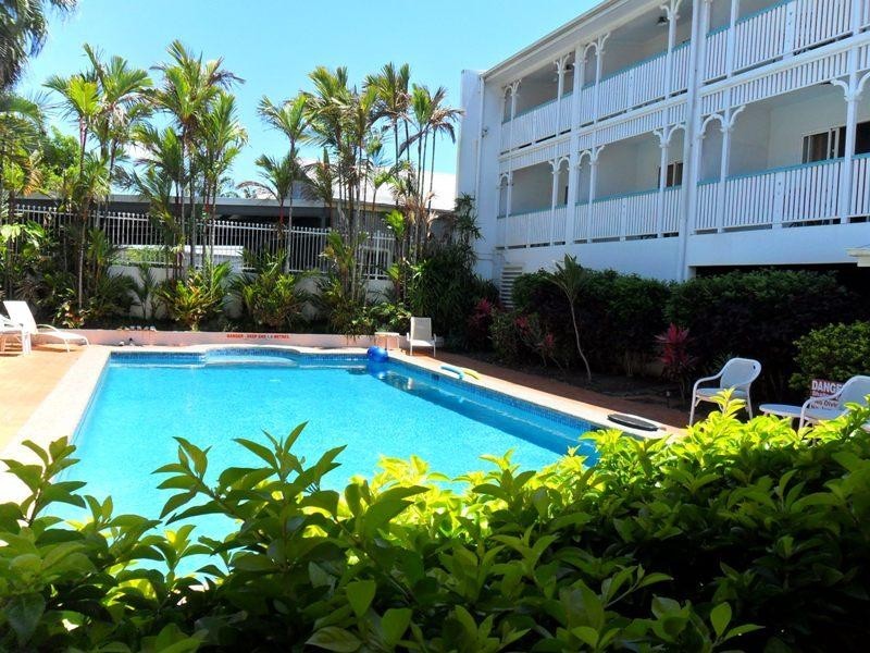 8/63 McLeod Street, Cairns QLD 4870