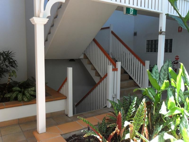 8/63 McLeod Street, Cairns QLD 4870