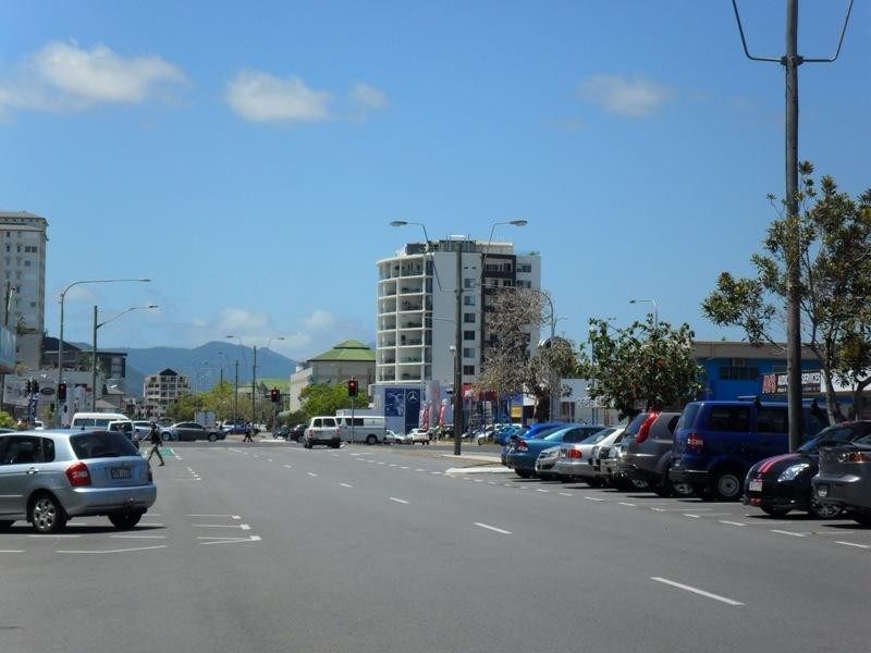 8/63 McLeod Street, Cairns QLD 4870