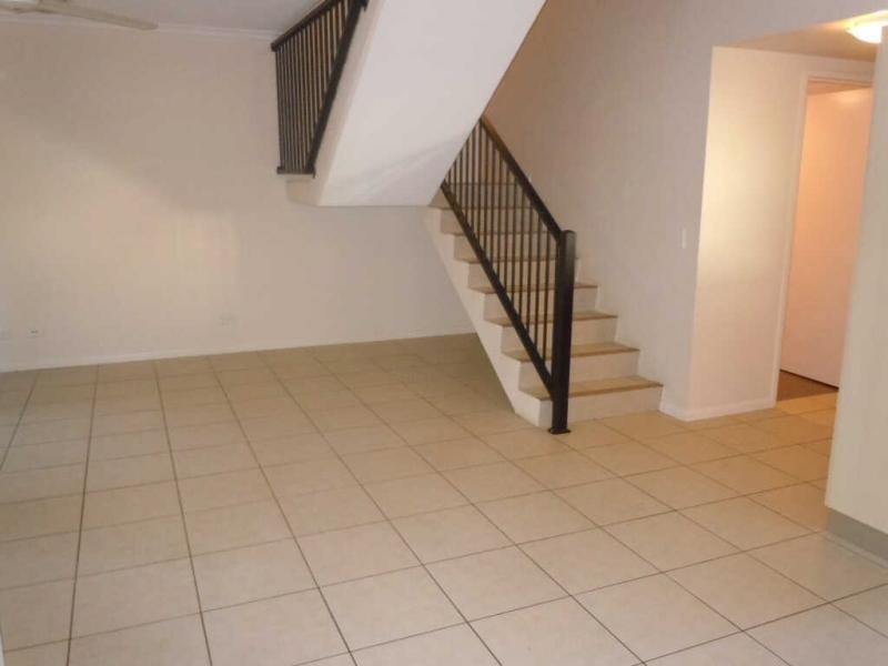 302/11 Charlekata Close “Rainforest Gardens”, Freshwater QLD 4870
