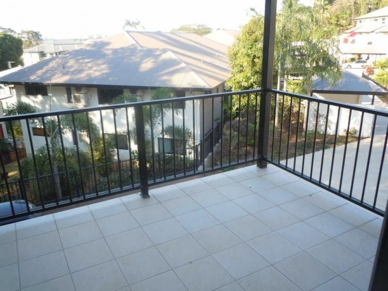 302/11 Charlekata Close “Rainforest Gardens”, Freshwater QLD 4870