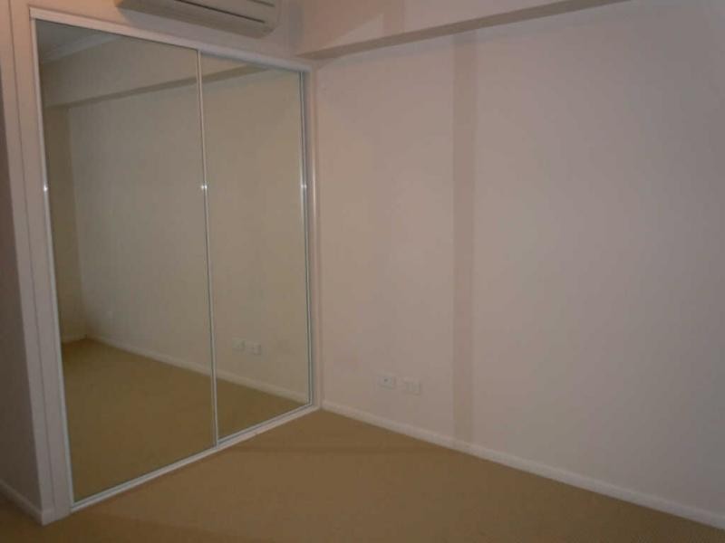 302/11 Charlekata Close “Rainforest Gardens”, Freshwater QLD 4870