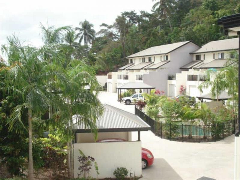 302/11 Charlekata Close “Rainforest Gardens”, Freshwater QLD 4870