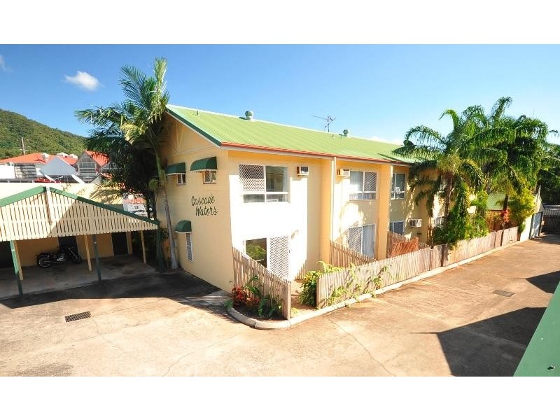 10/3 Tenni Street, Redlynch QLD 4870