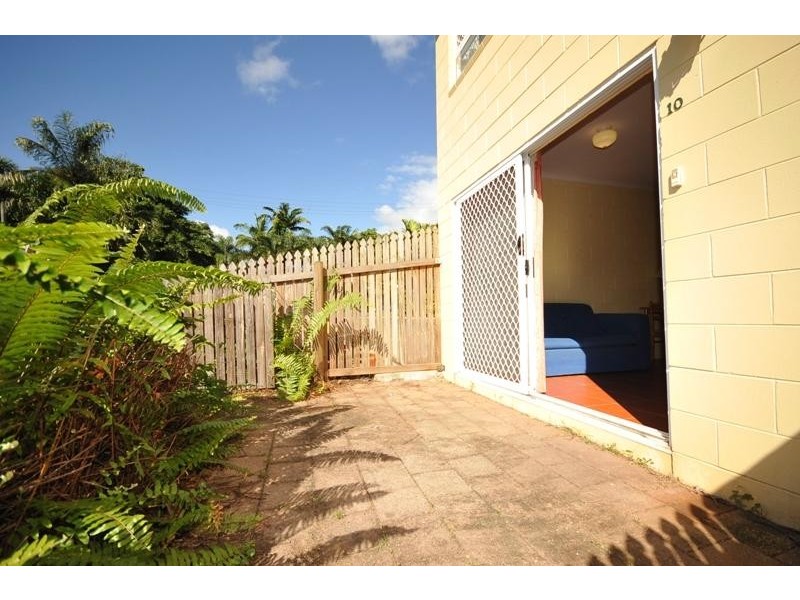 10/3 Tenni Street, Redlynch QLD 4870