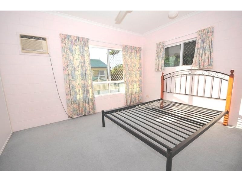 10/3 Tenni Street, Redlynch QLD 4870