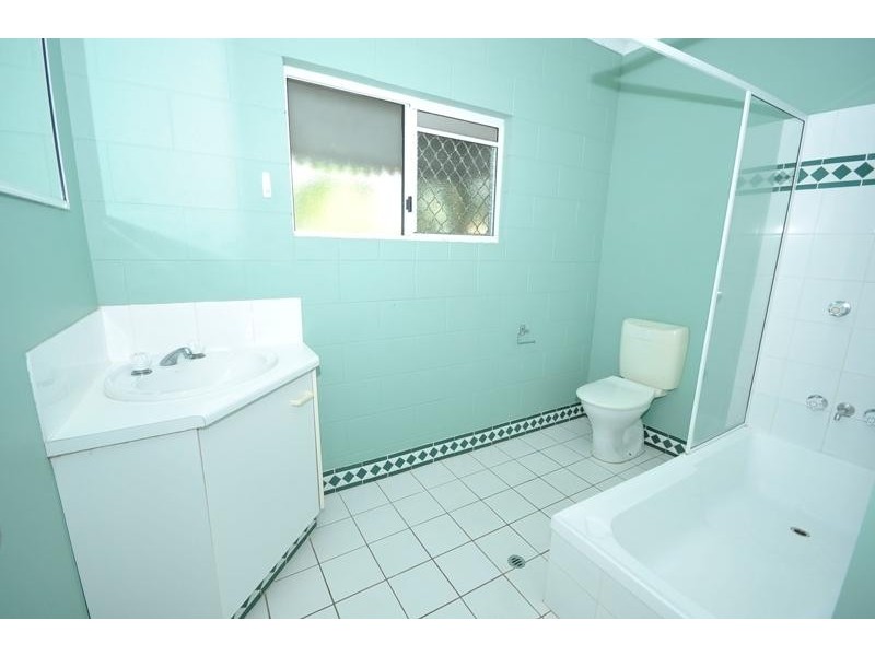 10/3 Tenni Street, Redlynch QLD 4870