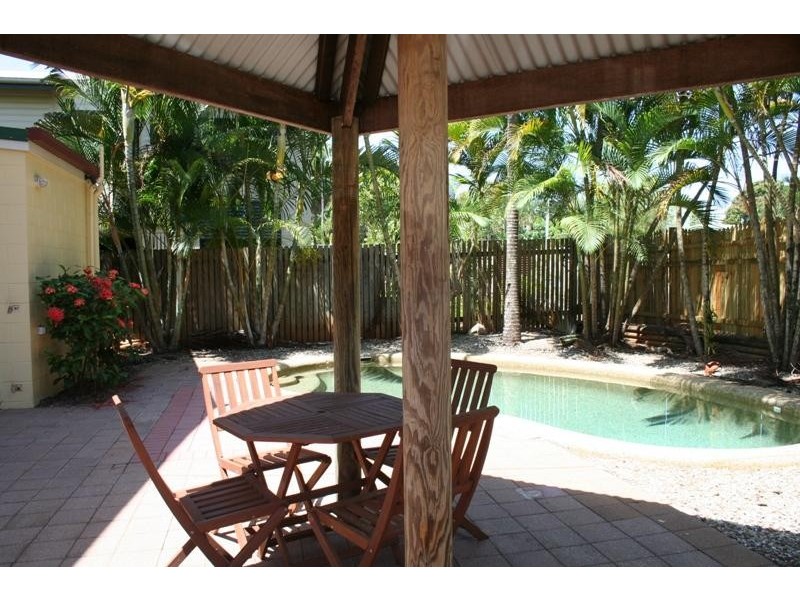 10/3 Tenni Street, Redlynch QLD 4870