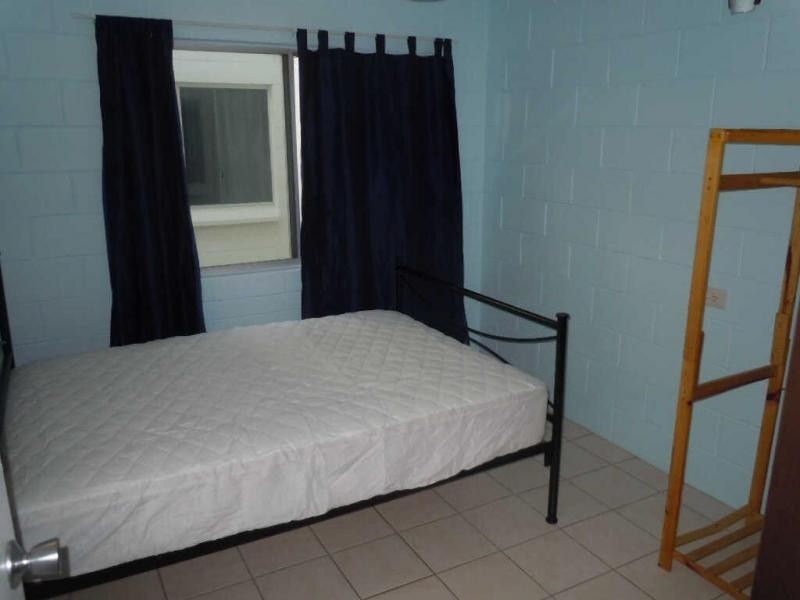 6/284 Lake Street, Cairns North QLD 4870