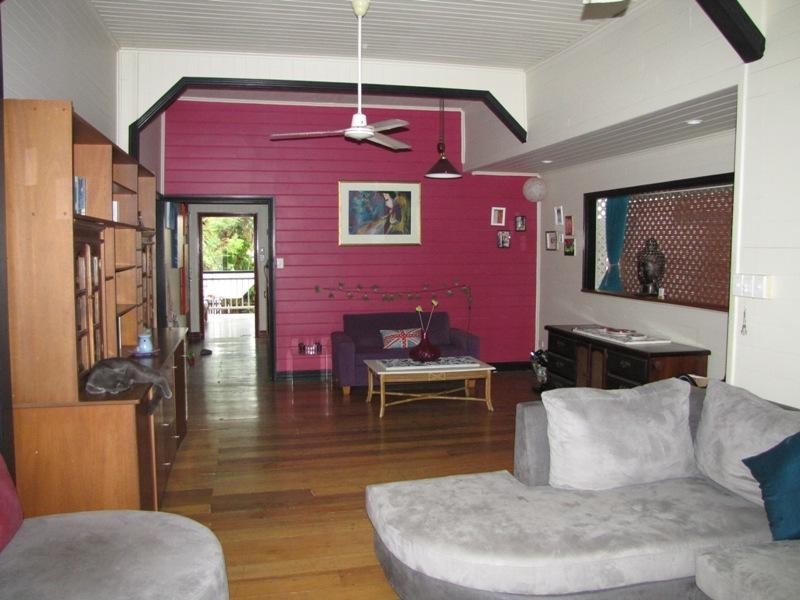 14 Cairns Street, Cairns North QLD 4870