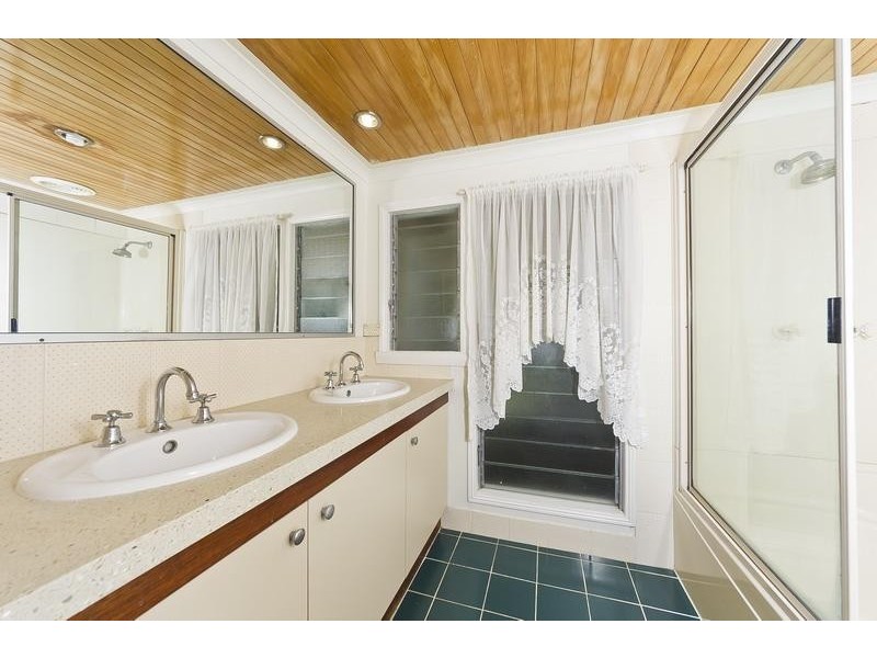 31 Hall Street, Edge Hill QLD 4870