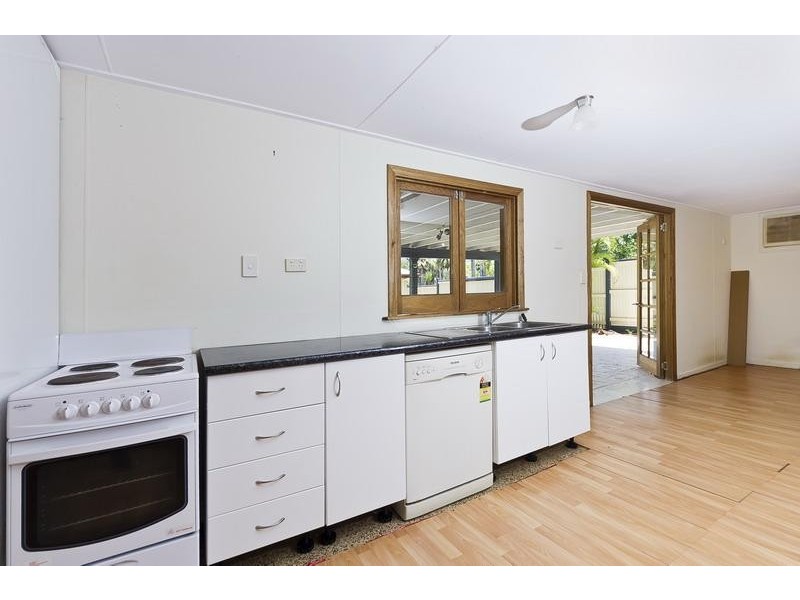31 Hall Street, Edge Hill QLD 4870