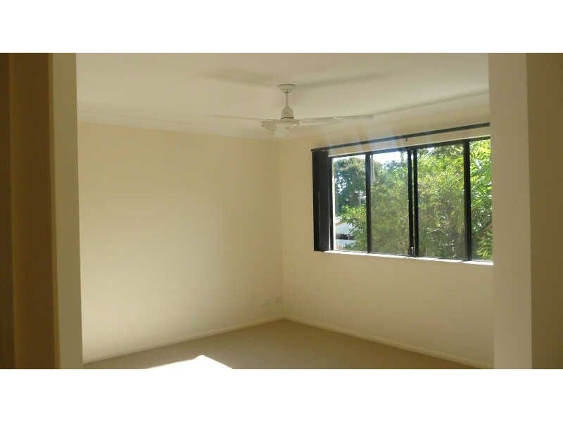 12/24 Old Smithfield Road, Freshwater QLD 4870