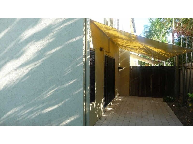 12/24 Old Smithfield Road, Freshwater QLD 4870