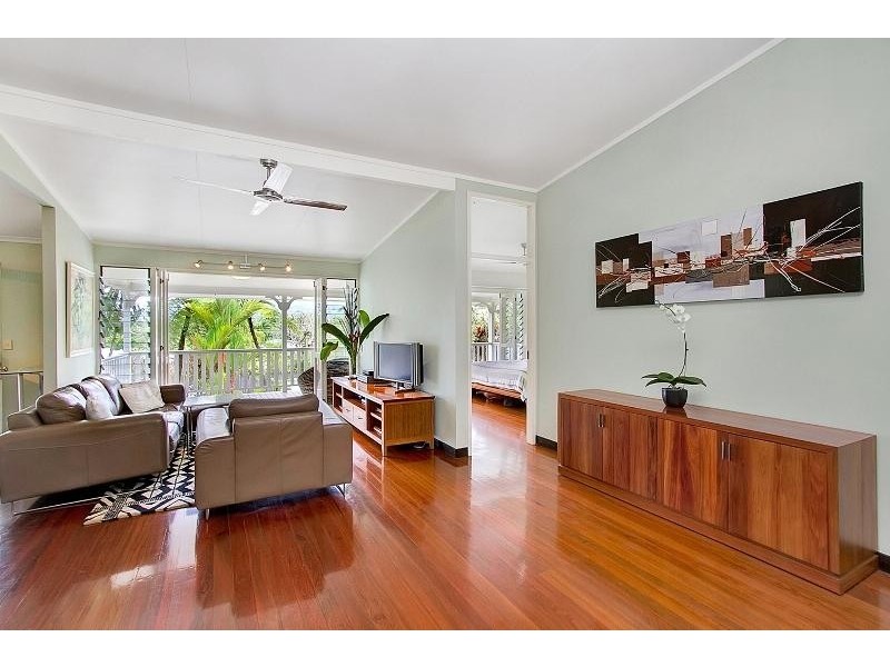 60 Hutchinson Street, Edge Hill QLD 4870