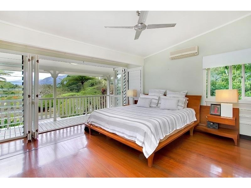 60 Hutchinson Street, Edge Hill QLD 4870