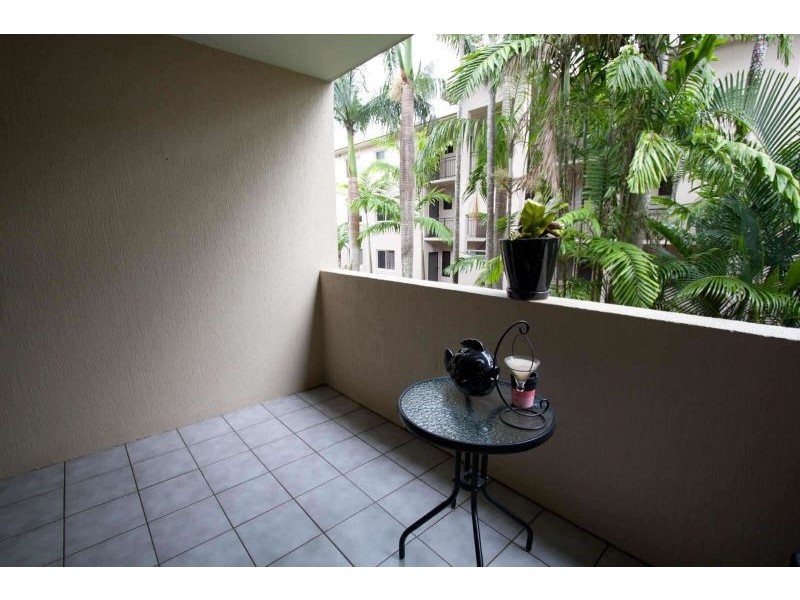 8/51 McCormack Street, Manunda QLD 4870