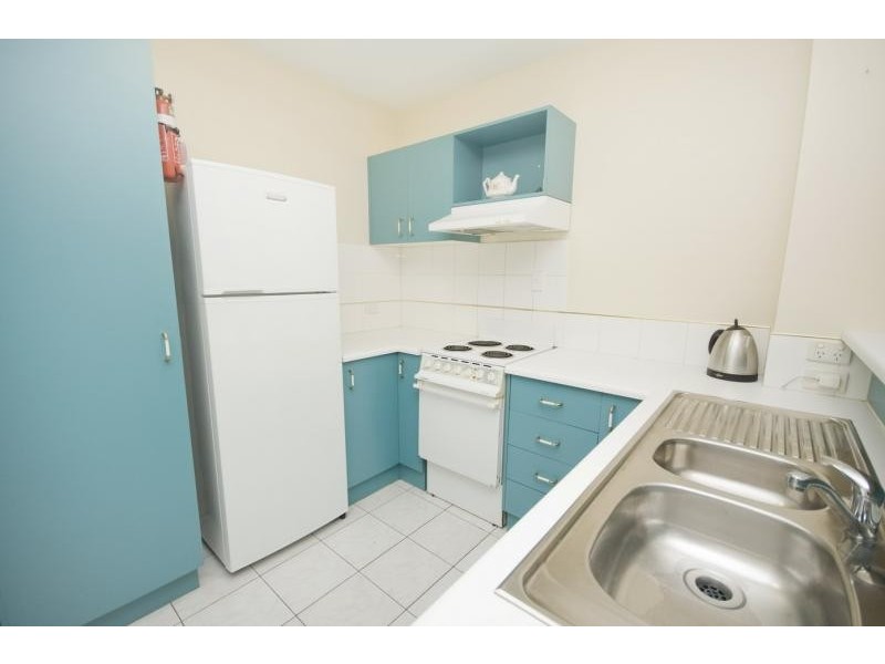 12/1 Poinciana Street, Holloways Beach QLD 4878
