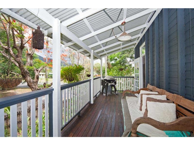 40/404 McCoombe Street, Mooroobool QLD 4870