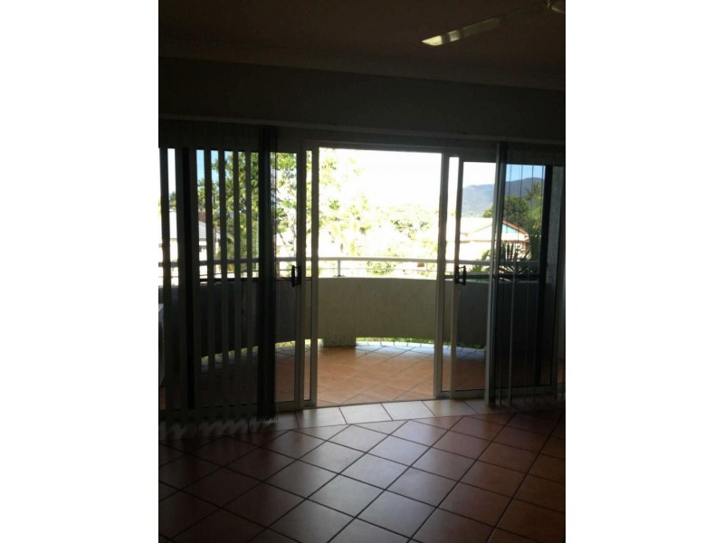 8/303 Lake Street,, Cairns QLD 4870