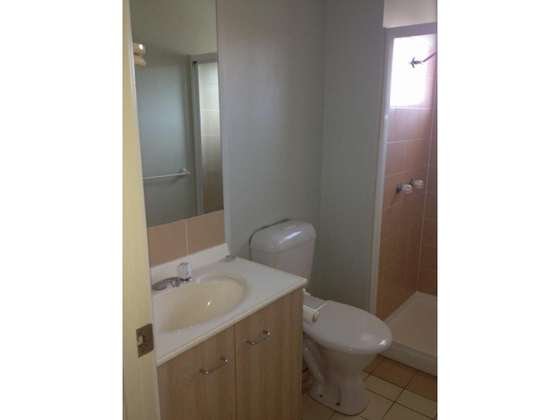 8/303 Lake Street,, Cairns QLD 4870