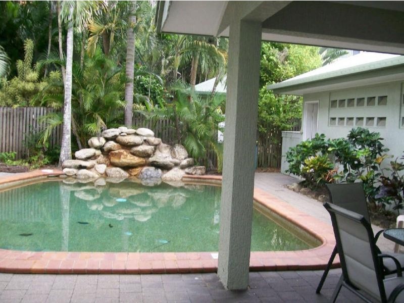 8/303 Lake Street,, Cairns QLD 4870