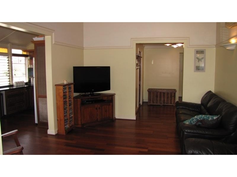 405 Draper Street, Parramatta Park QLD 4870