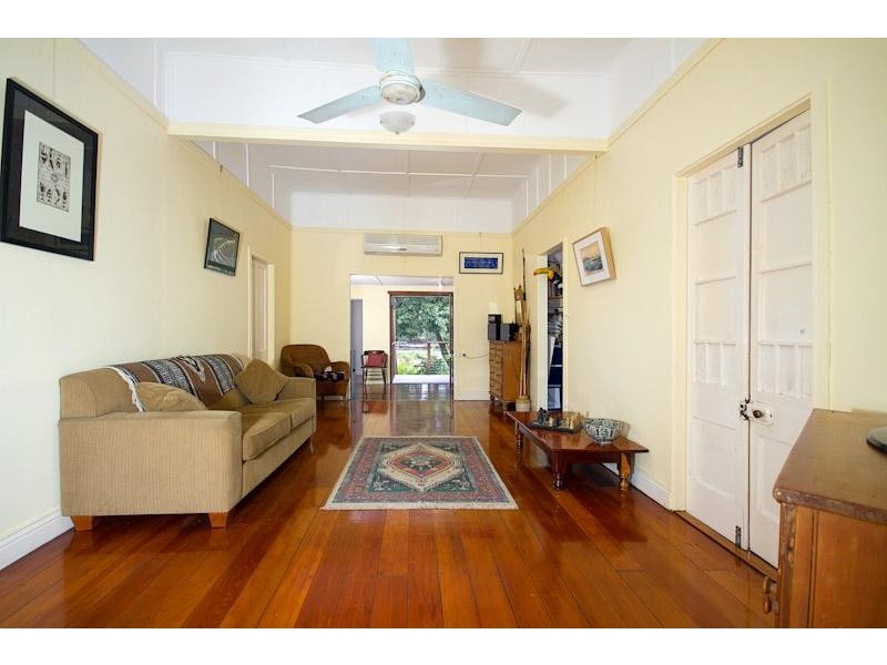 37 Cairns Street, Cairns North QLD 4870