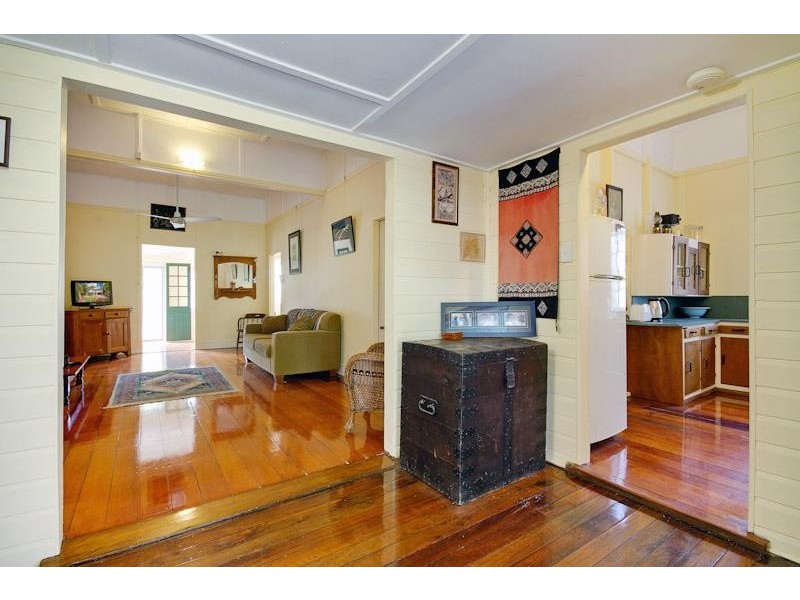 37 Cairns Street, Cairns North QLD 4870