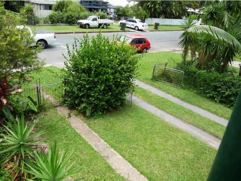 8 Mazlin Street, Edge Hill QLD 4870