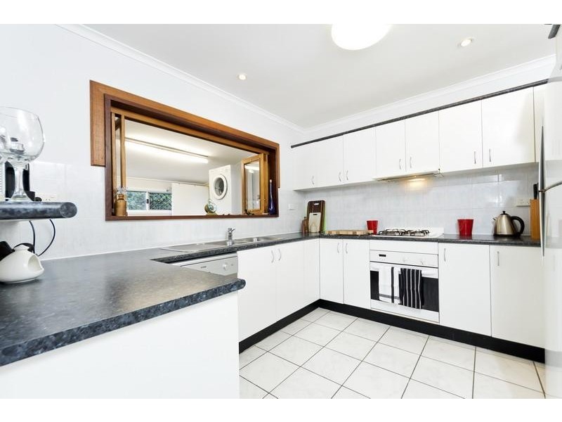 3 York Street, Whitfield QLD 4870