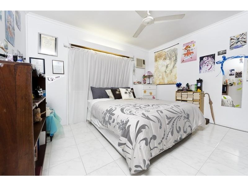 3 York Street, Whitfield QLD 4870
