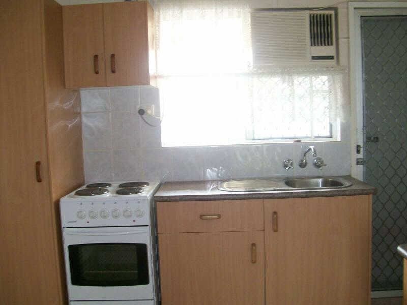 3/485 McCoombe Street, Mooroobool QLD 4870