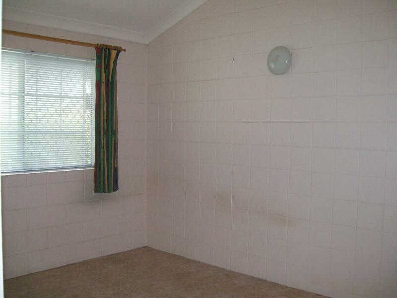 3/485 McCoombe Street, Mooroobool QLD 4870