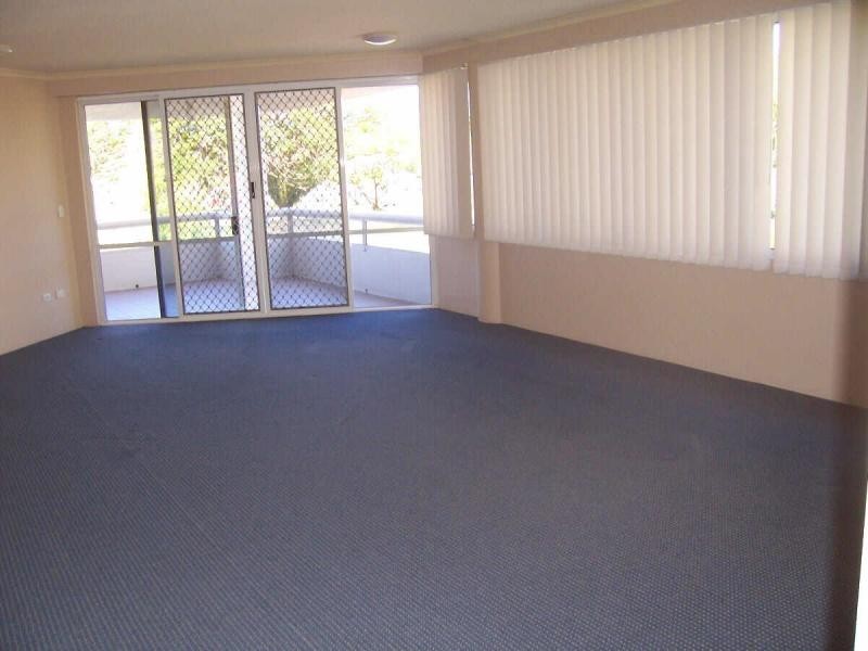 203/279 Esplanade, Nautilus, Cairns QLD 4870
